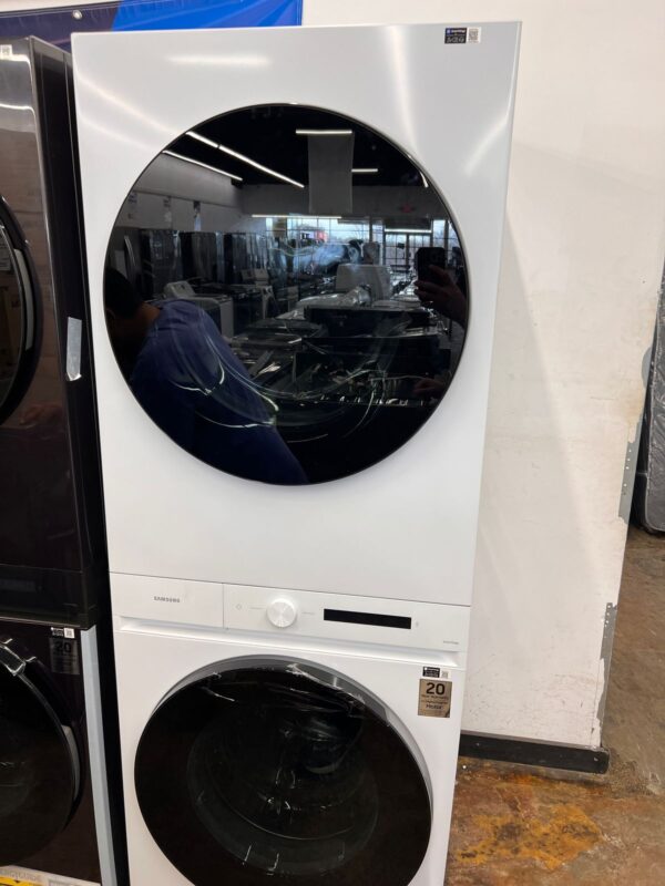 Space-Saving Samsung Washer Dryer Combo In White Color