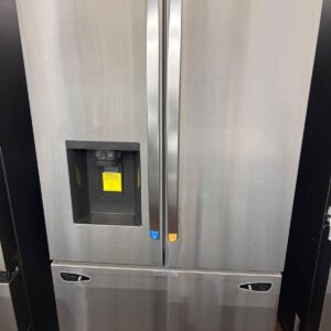 LG Scratch Dent French Door Refrigerator – Stainless Steel, Dual Freezer, Water & Ice Dispenser